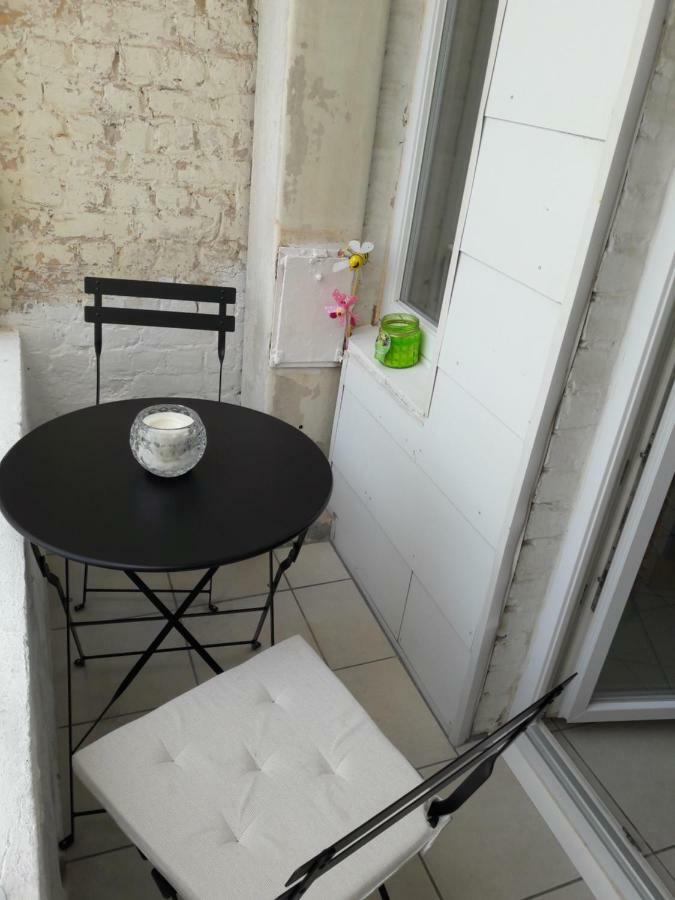 2 Slaapkamer Appartement Op De Zeedijk Van Oostende. Exterior foto